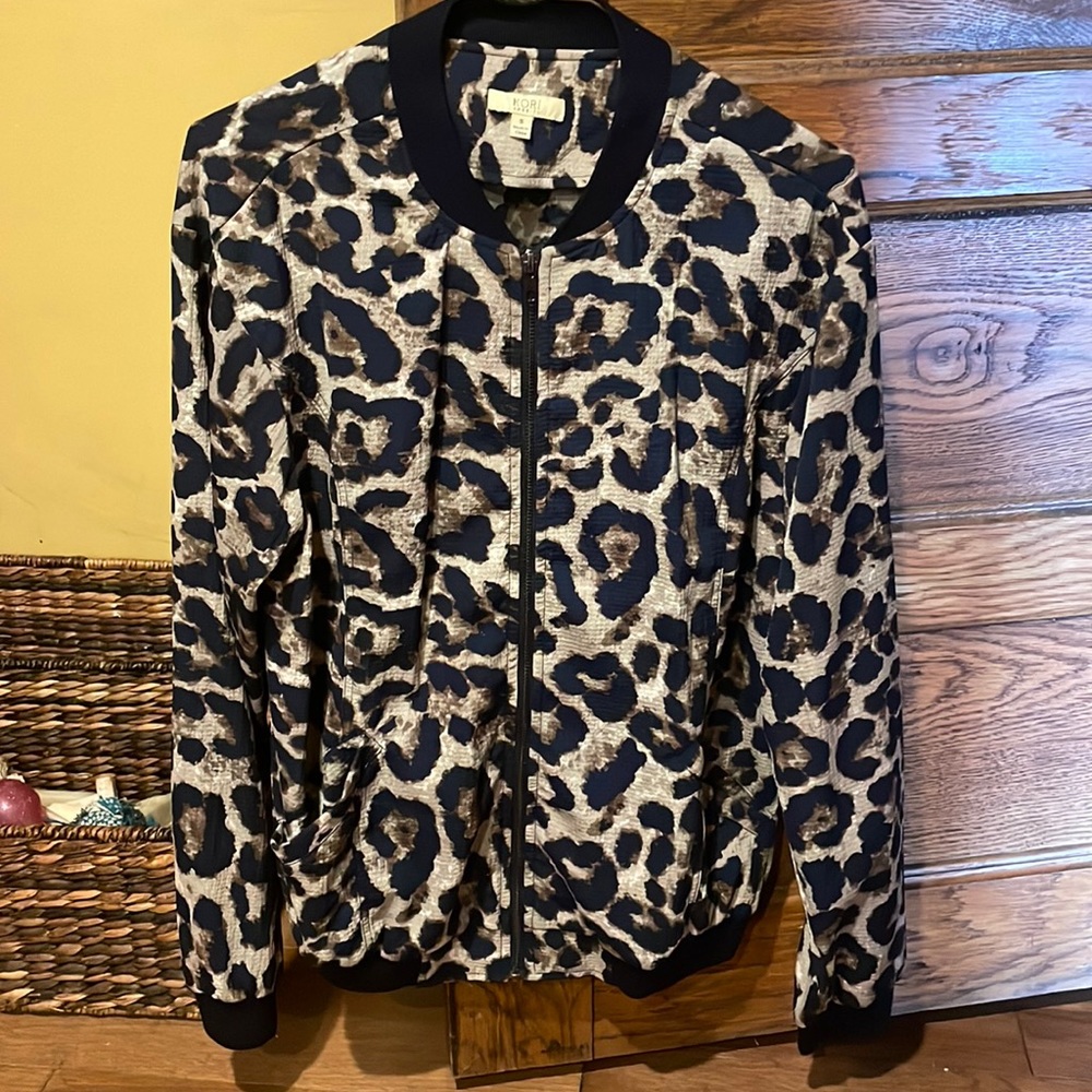 💰Leopard light weight jacket 🧥
